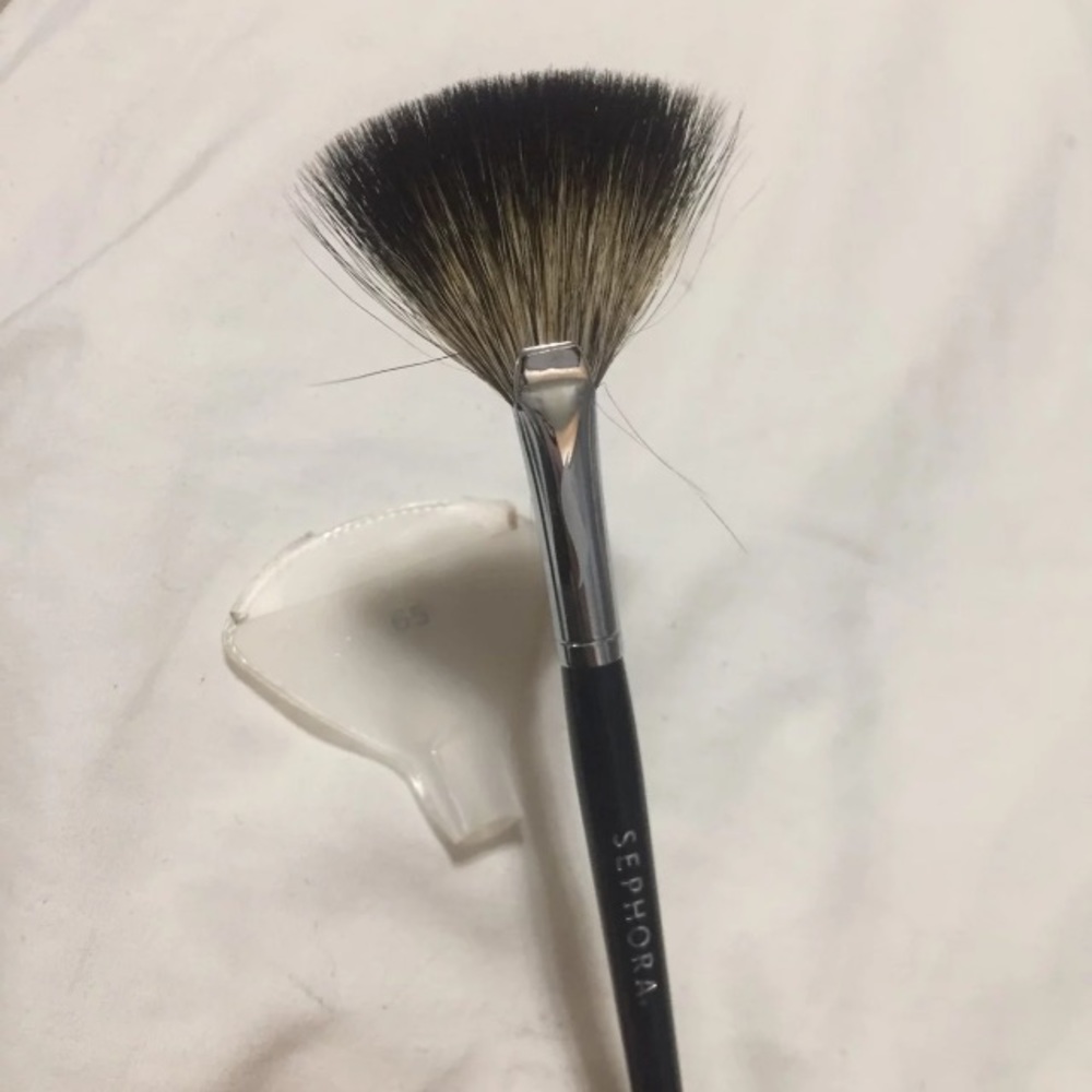 Sephora fan brush
